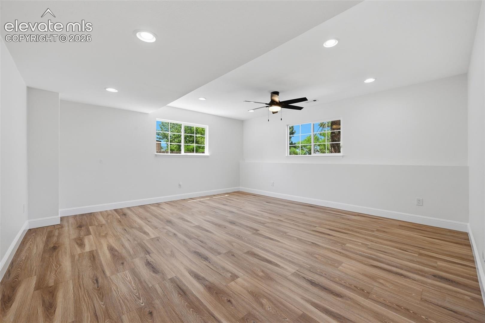Listing photo 20 for 780 Bayfield Drive