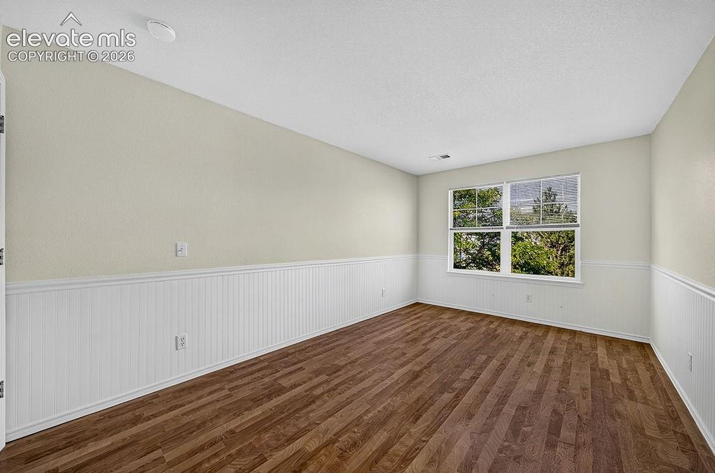 Listing photo 26 for 4465 Charing Drive