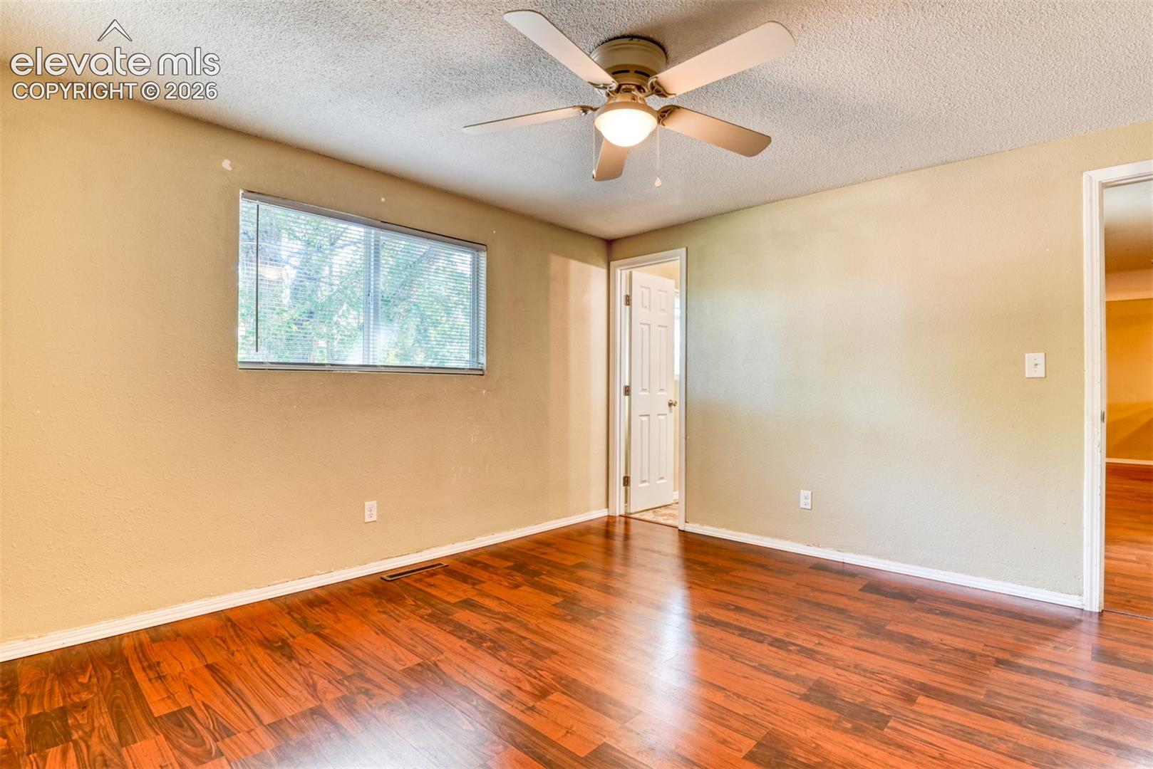 Listing photo 26 for 1810 Bonita Drive