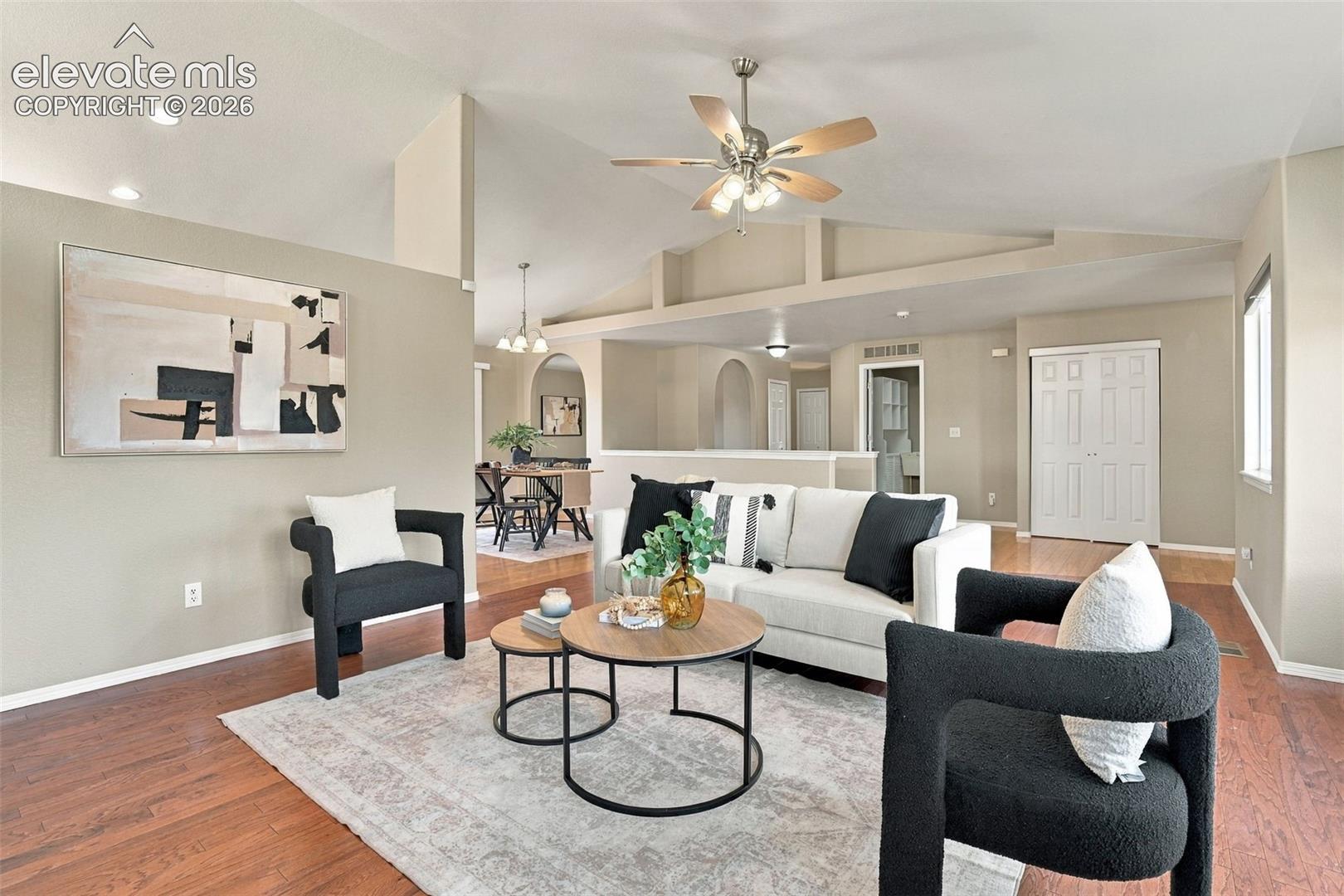 Listing photo 7 for 10467 Mile Post Loop