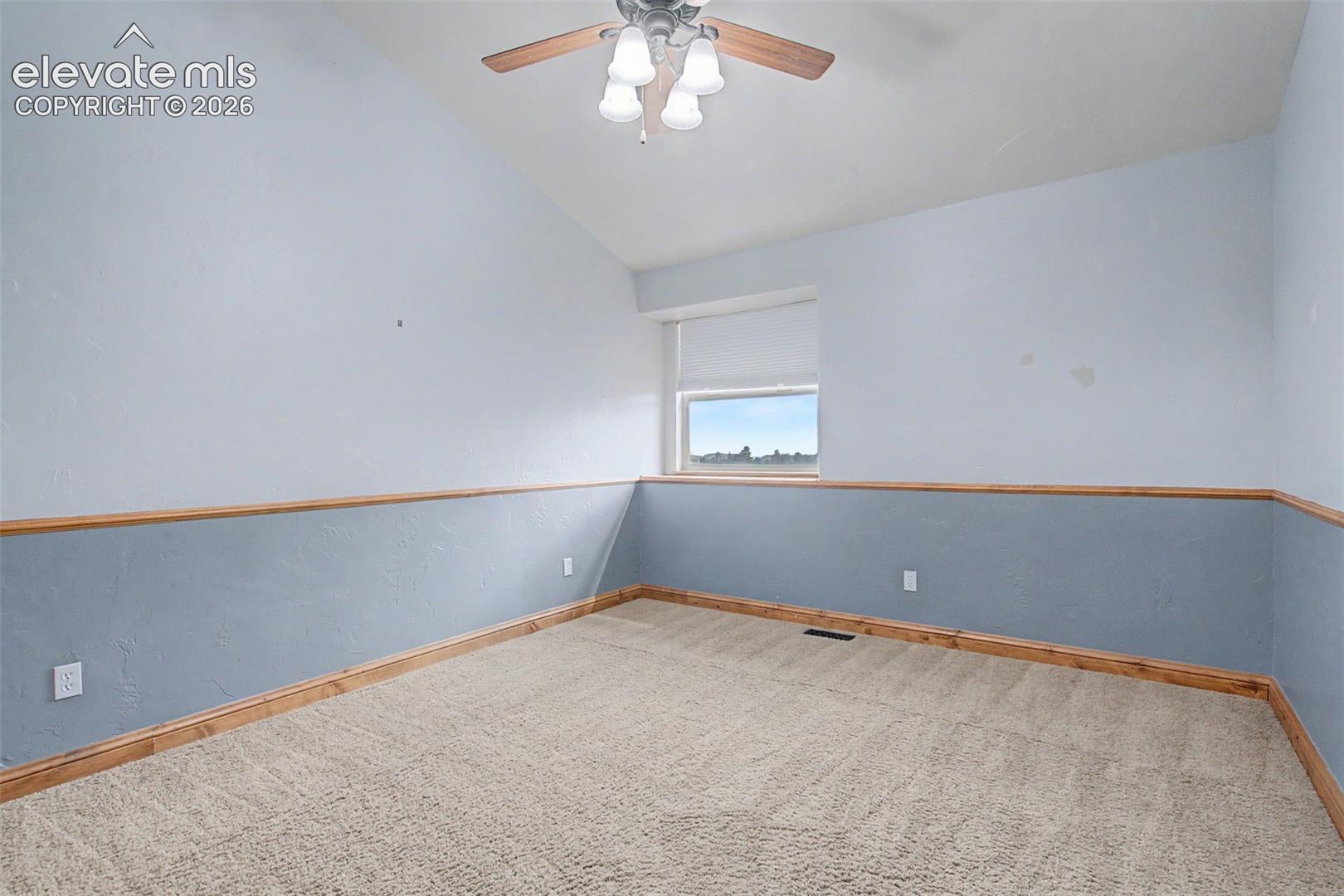 Listing photo 31 for 1077 Crystal Basin Drive