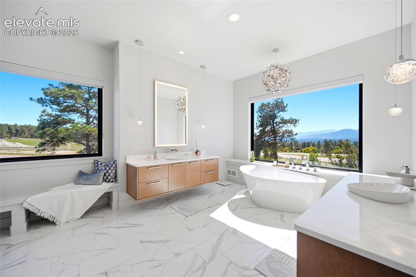 Listing photo 8 for 17110 Copper Valley Court