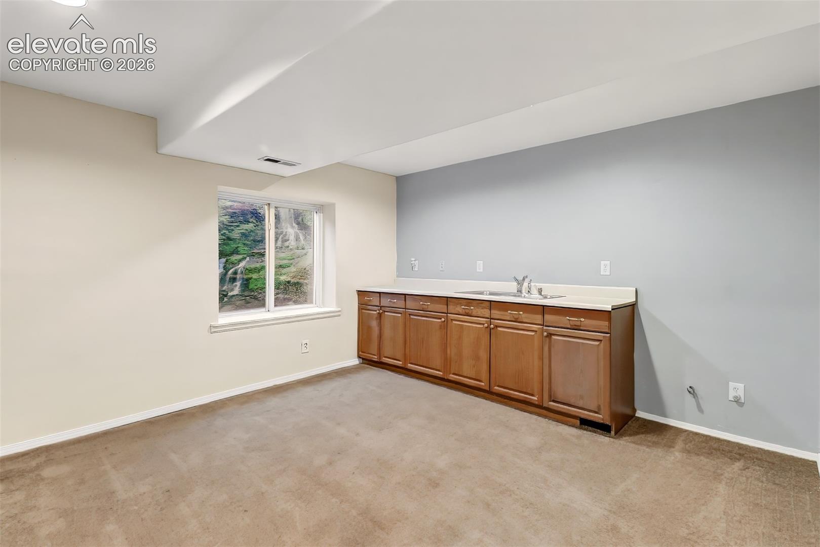 Listing photo 21 for 9650 Dutch Elm Drive