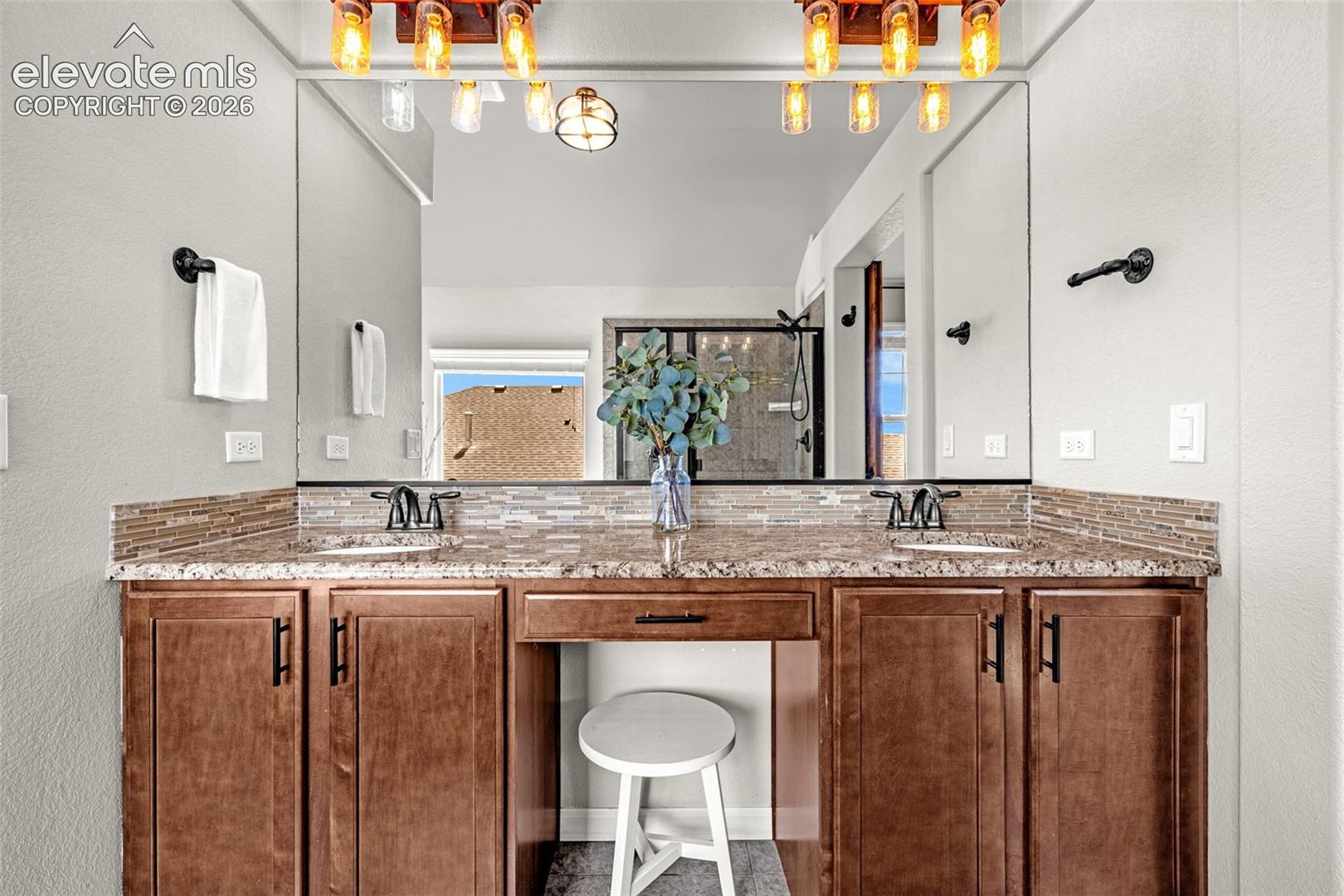 Listing photo 32 for 1528 Yellow Tail Drive