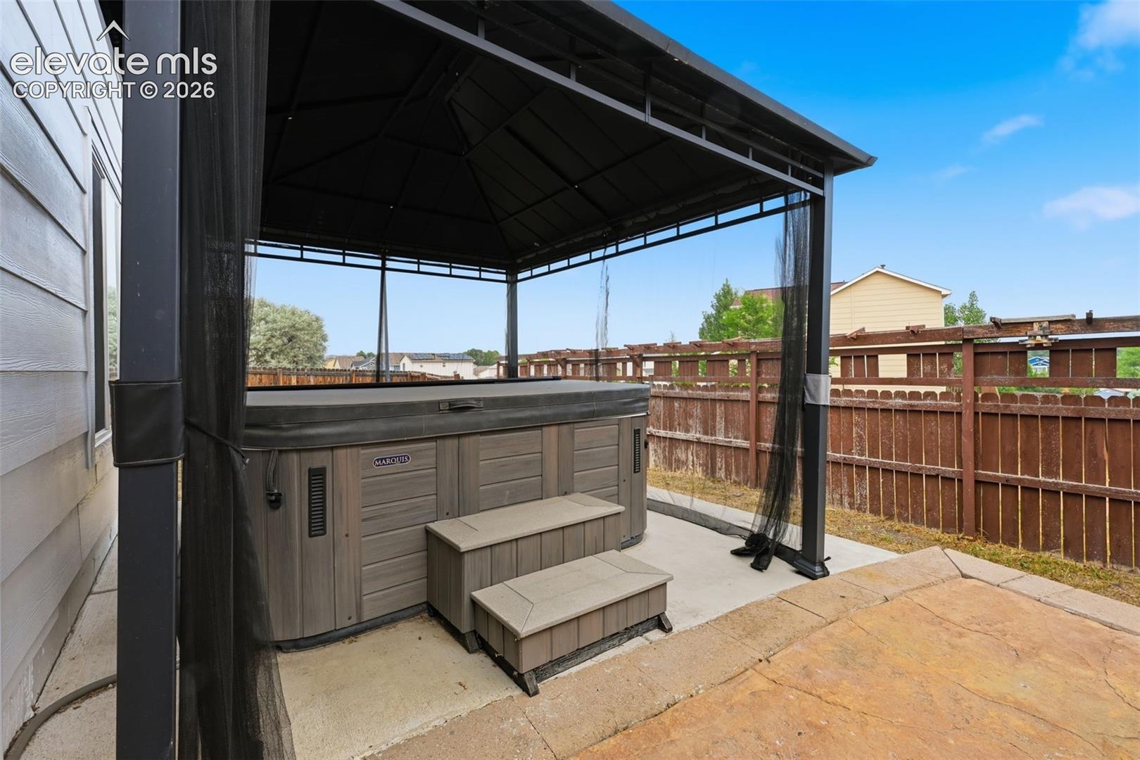 Listing photo 27 for 8929 Celebrity Court