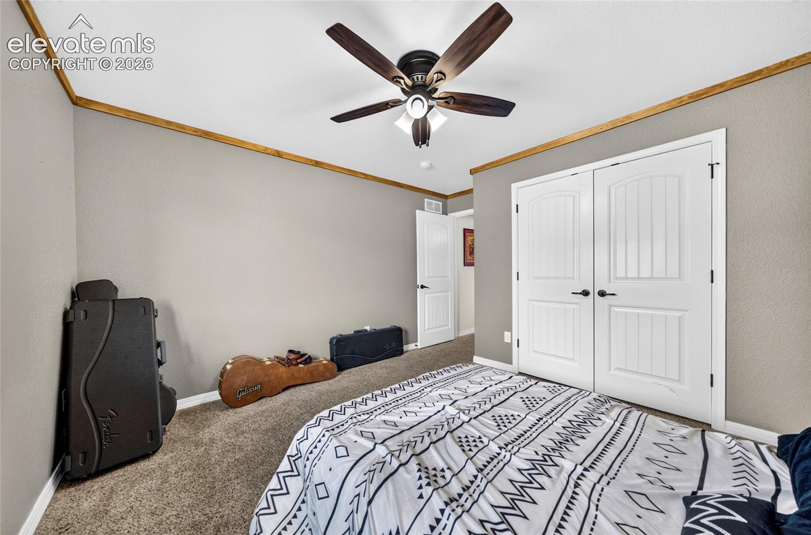 Listing photo 15 for 2311 Meadowlark Lane