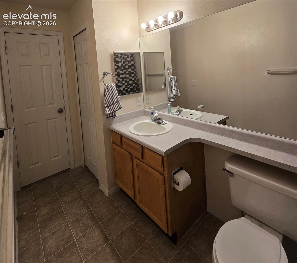 Listing photo 35 for 8059 Oliver Road