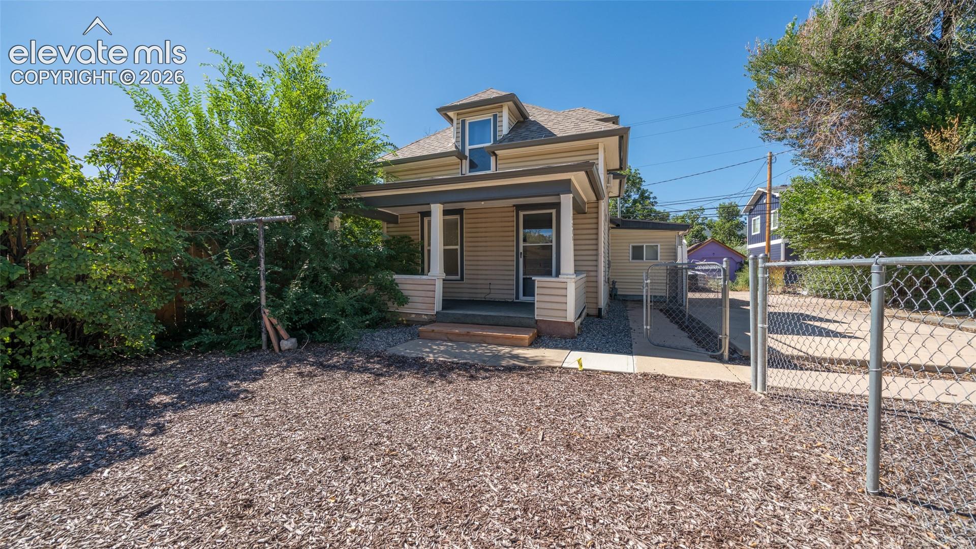 1215 Colorado Avenue