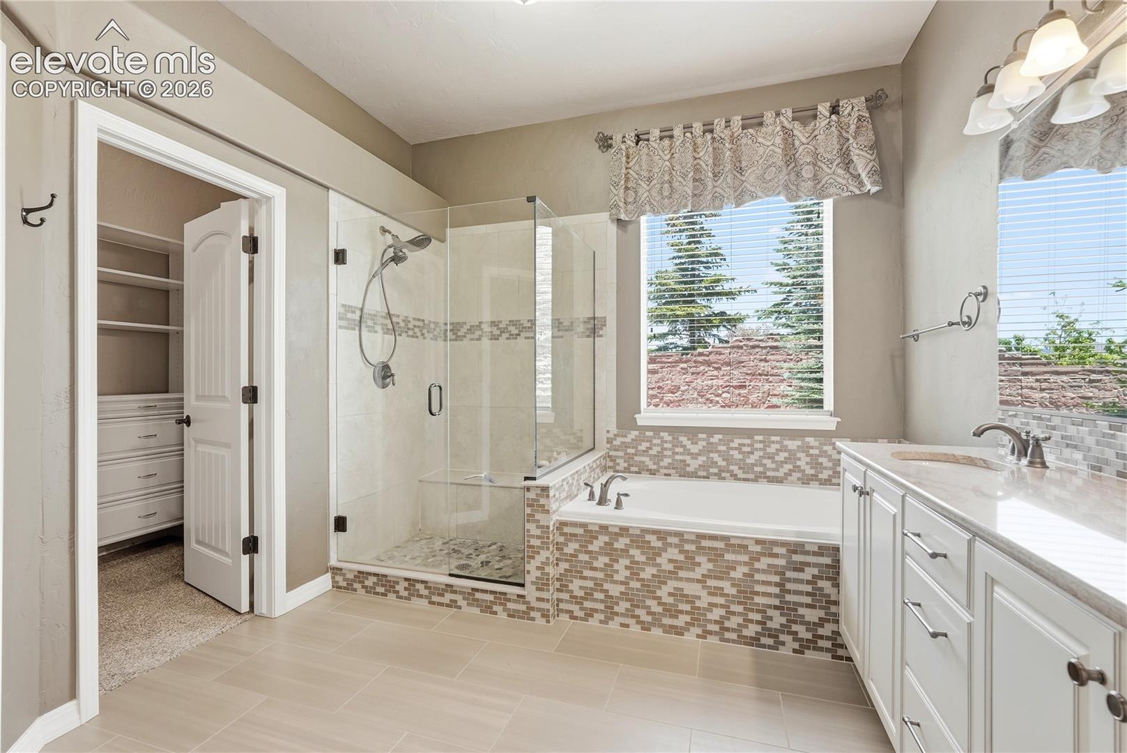 Listing photo 24 for 1908 Turnbull Drive