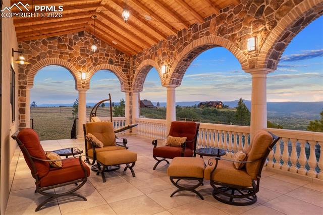 Listing photo 6 for 253 Stone Pointe Trail