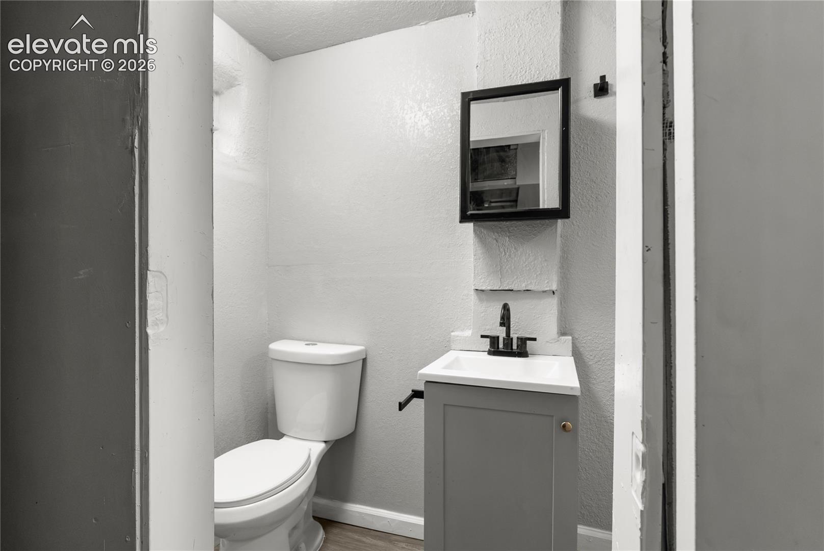 Listing photo 17 for 1606 Navajo Circle