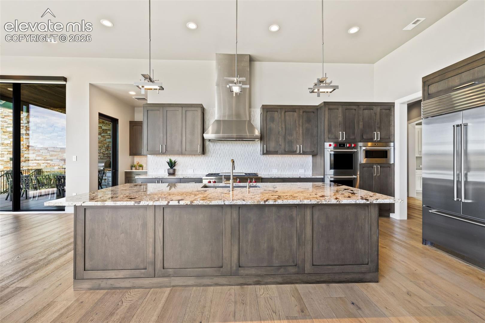 Listing photo 11 for 1484 Vine Cliff Heights