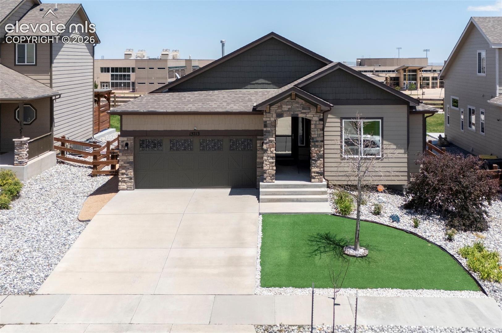 Listing photo 2 for 13713 Park Meadows Drive