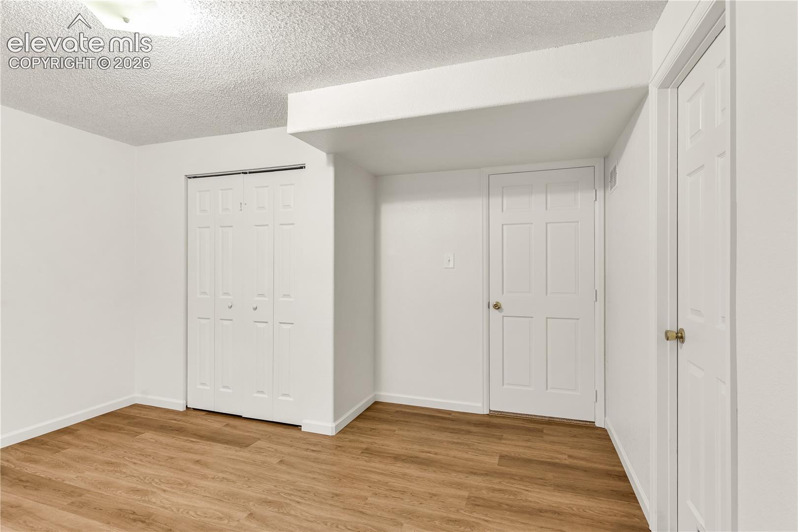 Listing photo 23 for 508 S Bayfield Avenue