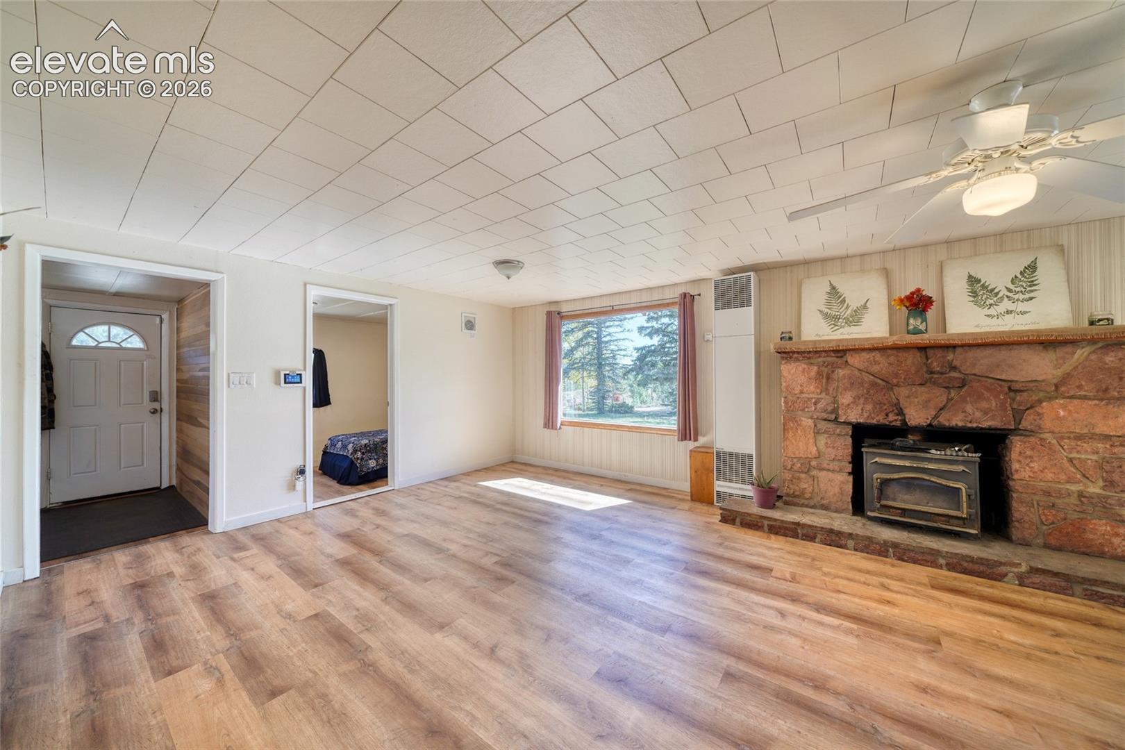 Listing photo 24 for 1867 Woodland Avenue