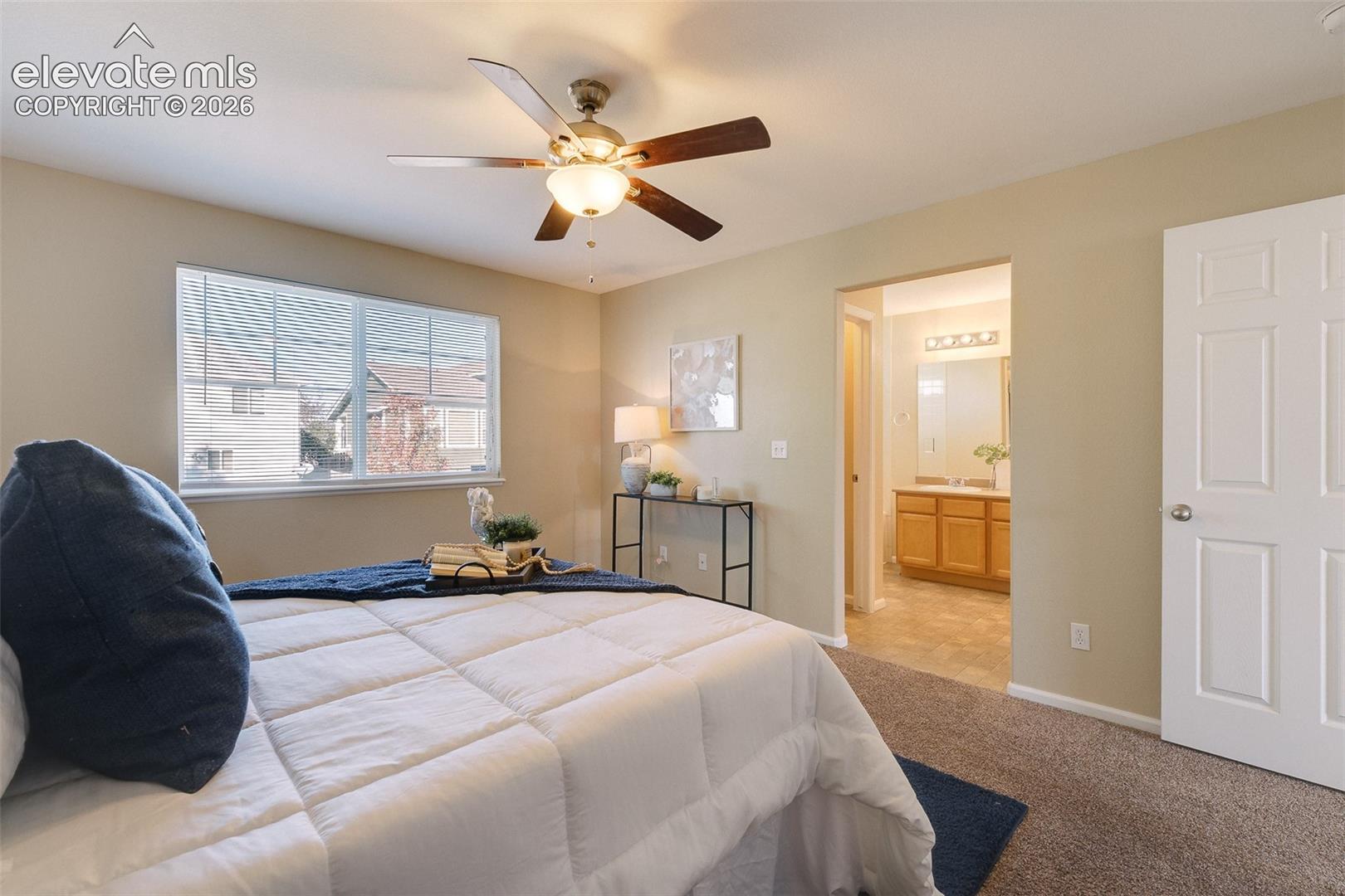 Listing photo 23 for 7752 Blue Vail Way
