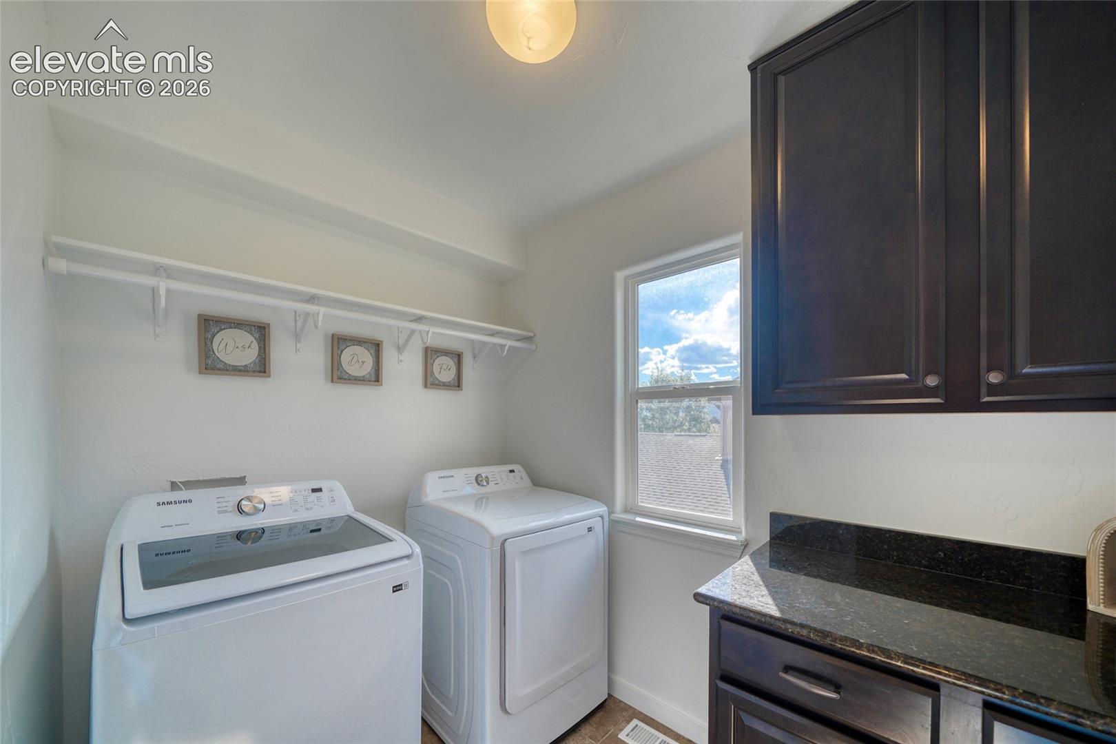 Listing photo 33 for 1130 Spectrum Loop