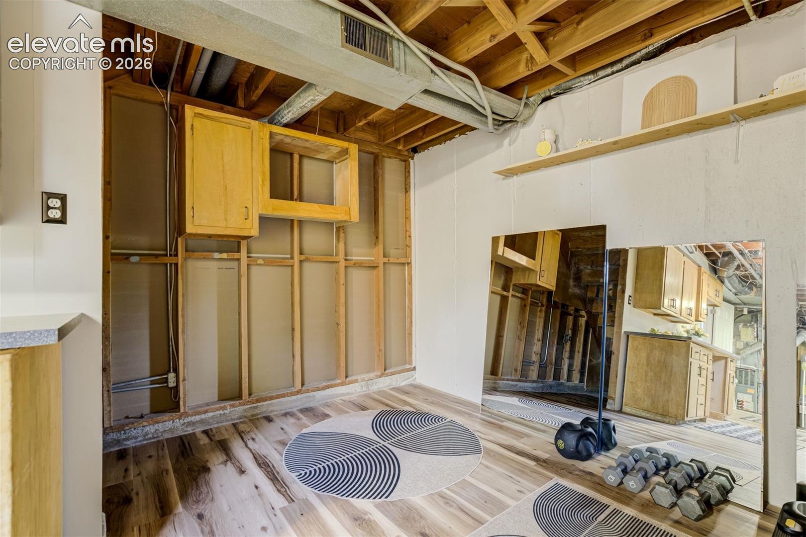 Listing photo 35 for 1730 Auburn Drive