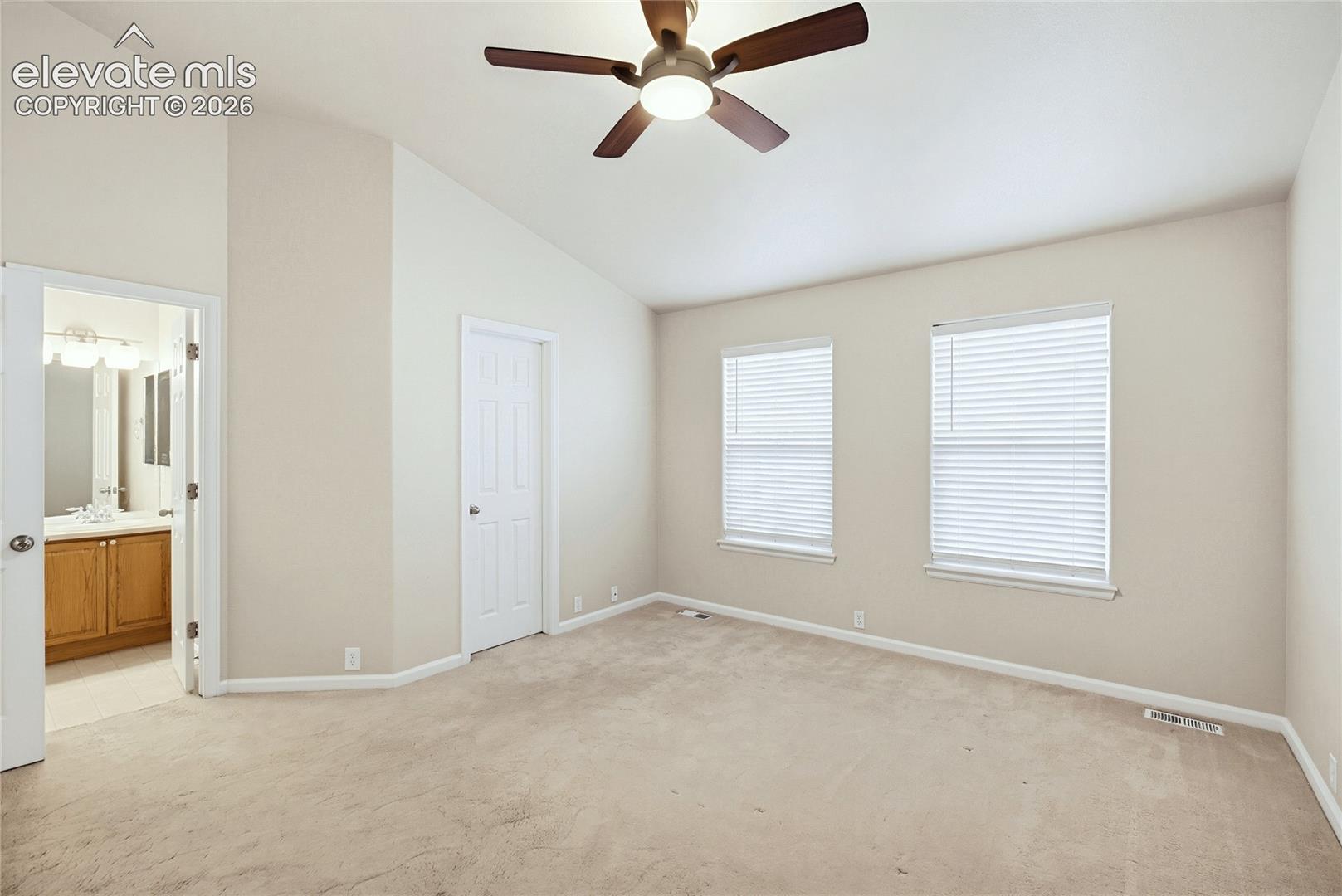 Listing photo 10 for 3943 Diamond Ridge View
