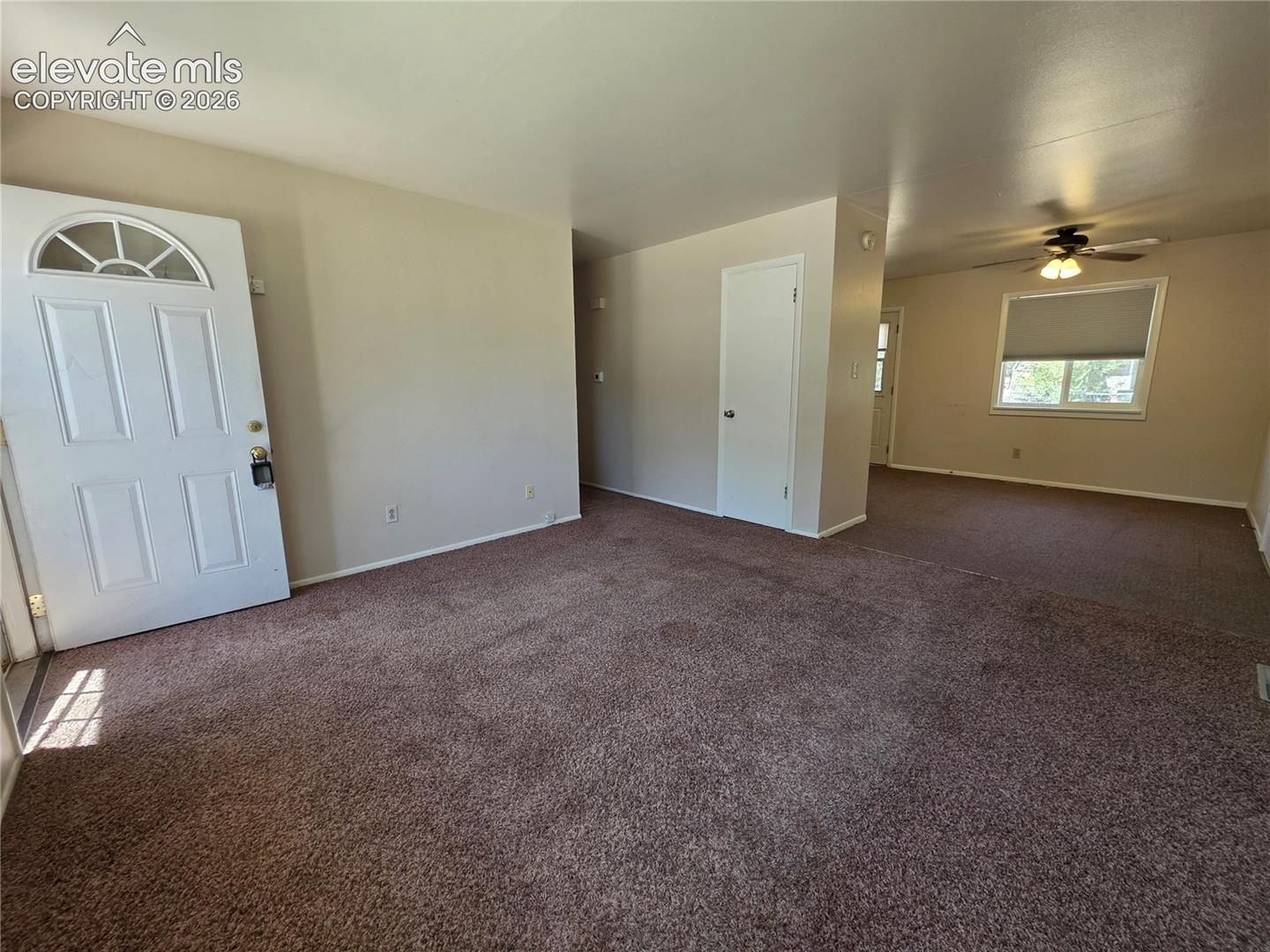 Listing photo 5 for 605 Del Norte Street