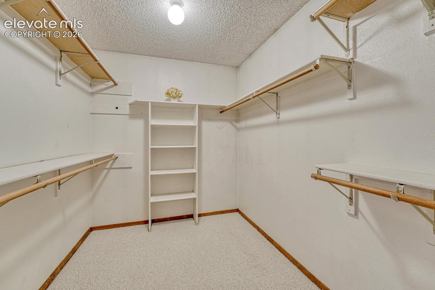 1882 Brookdale Drive, photo 36