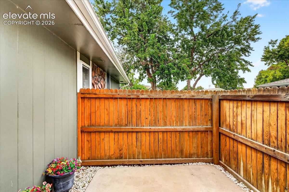 Listing photo 7 for 10001 E Evans Avenue 79B