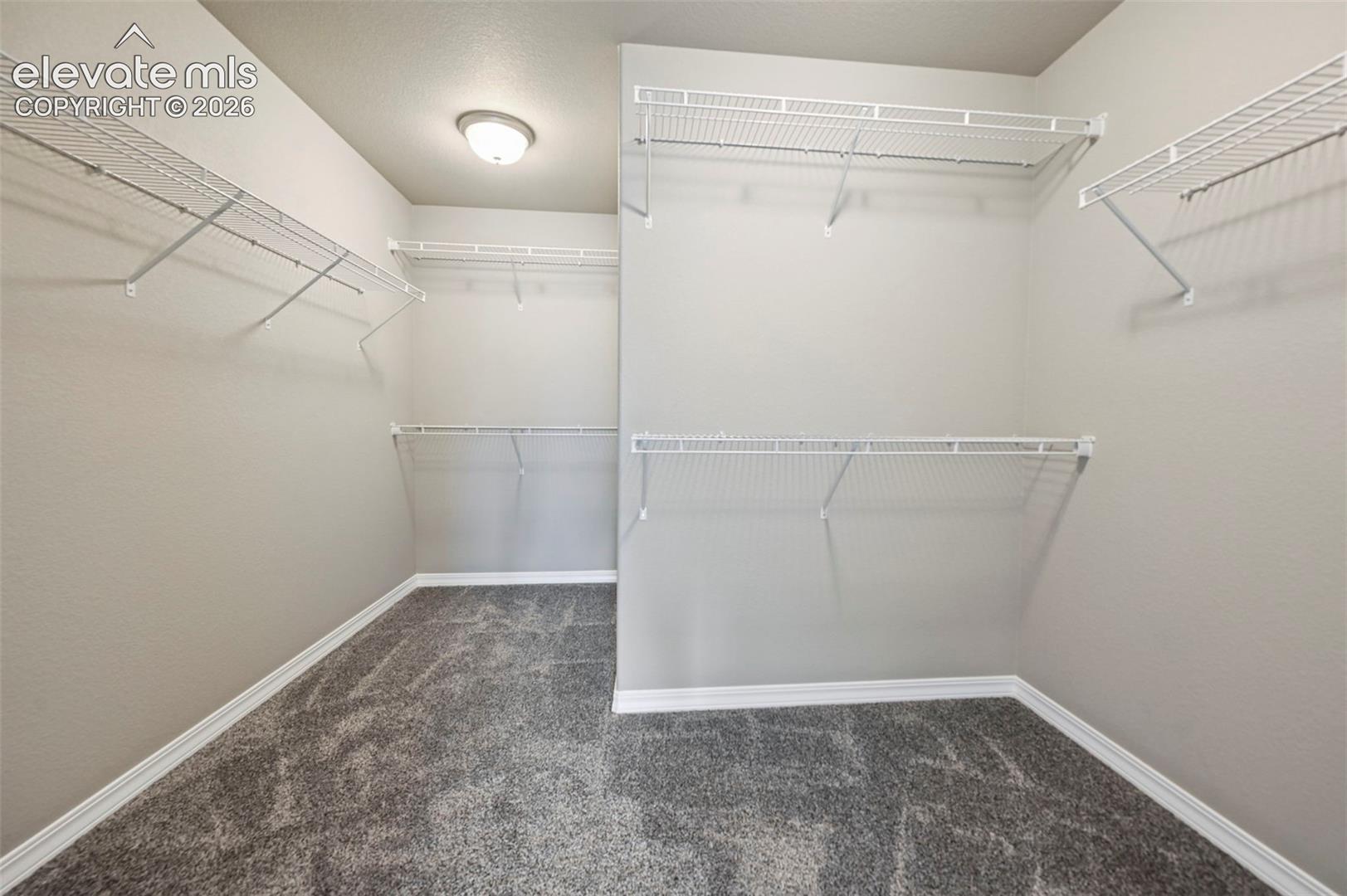 6007 Wendy Stream Way, photo 32