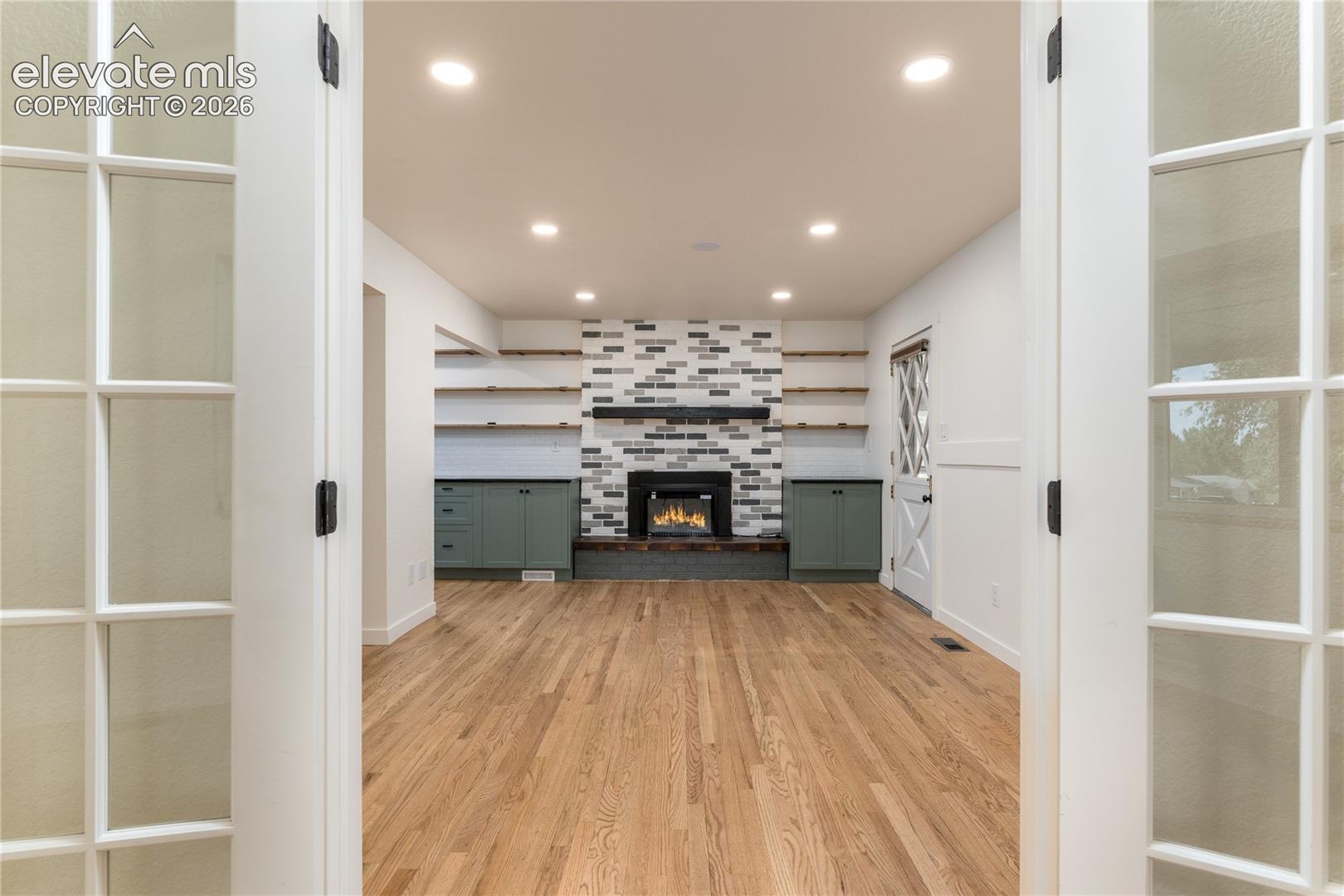 702 Leta Drive, photo 13