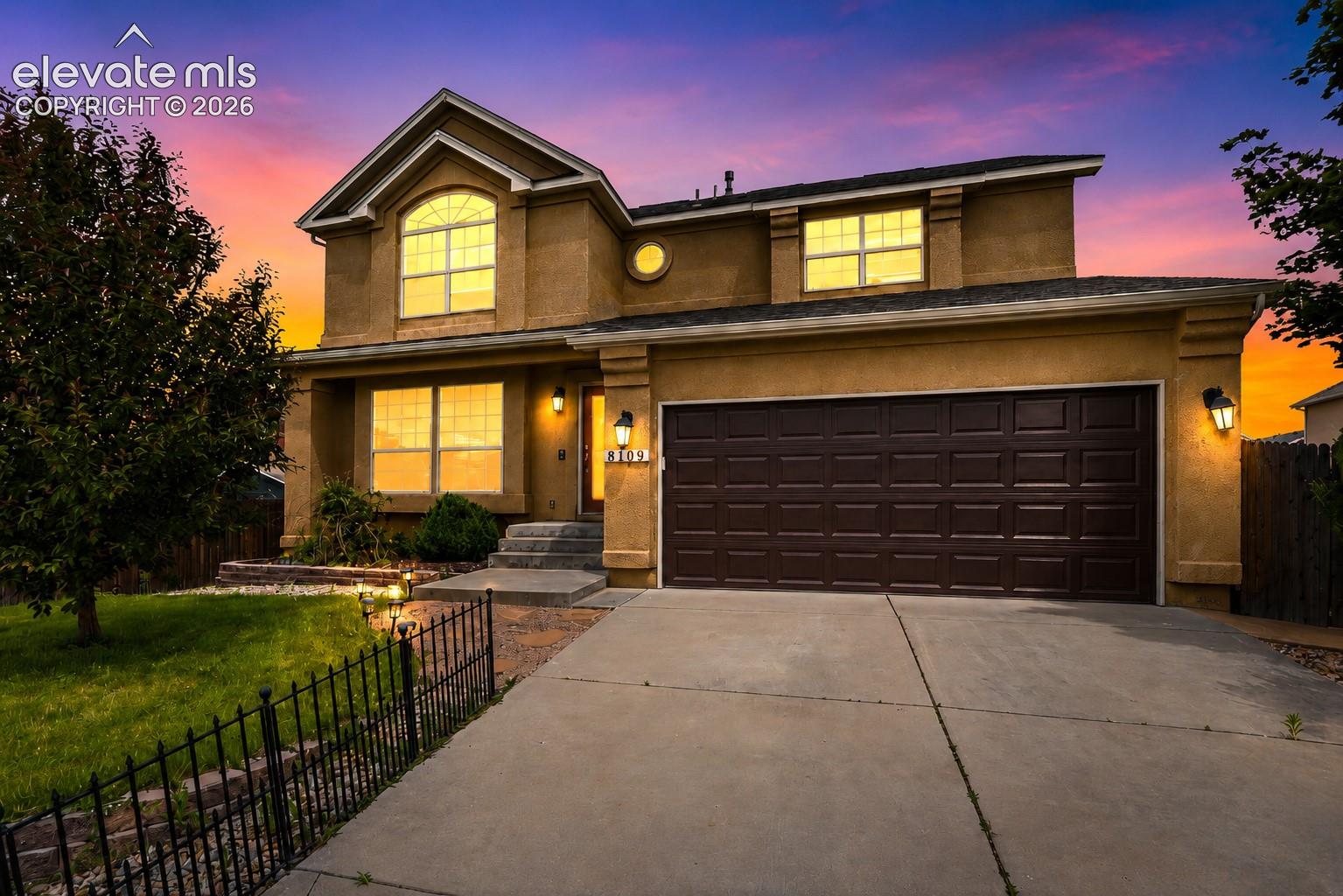 Listing photo 2 for 8109 Lodi Lane