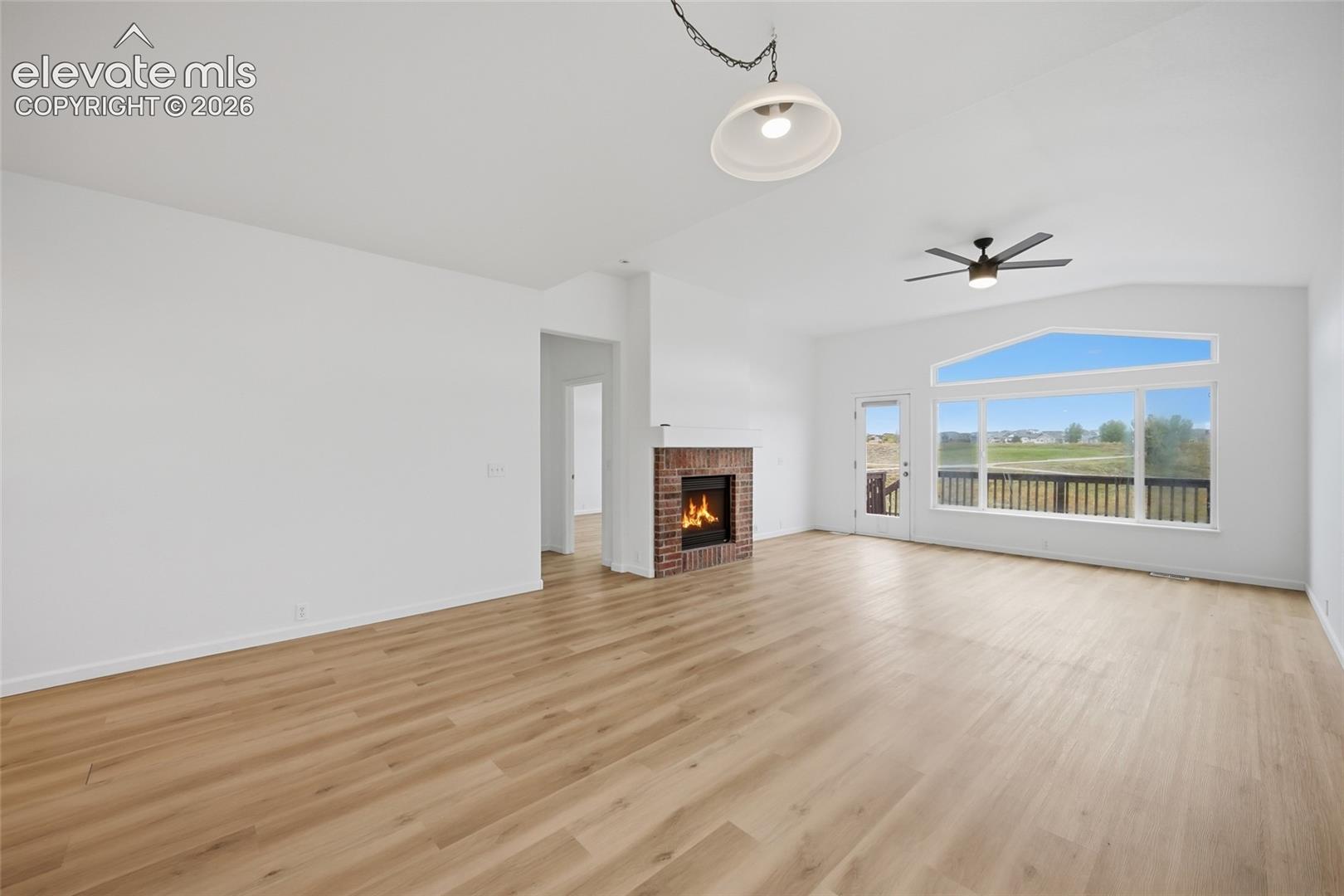 Listing photo 15 for 12354 Pine Valley Circle