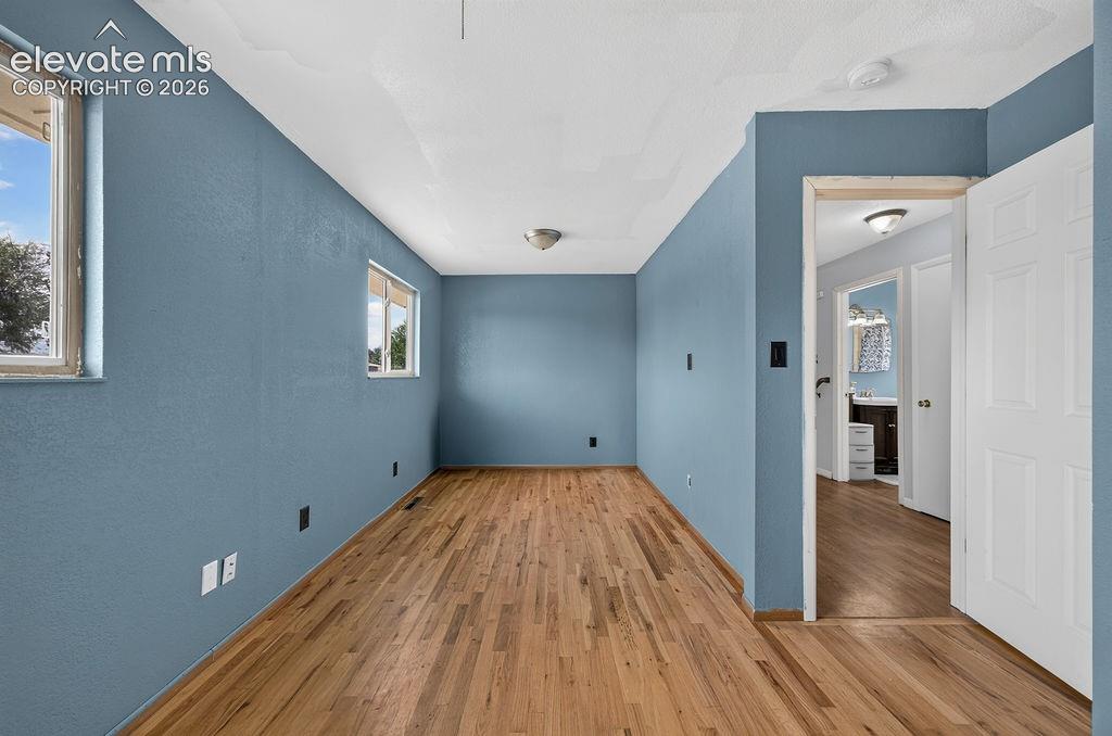 Listing photo 26 for 1345 Southmoor Drive