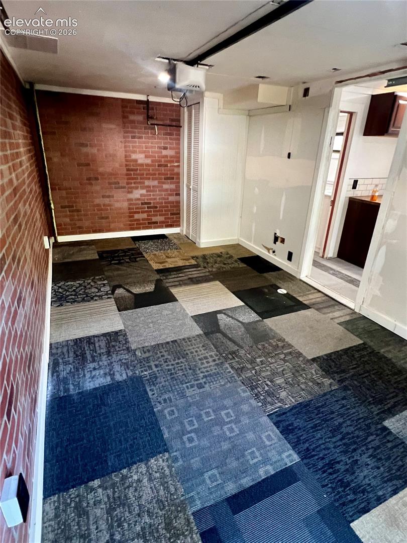 Listing photo 31 for 602 RUXTON Avenue
