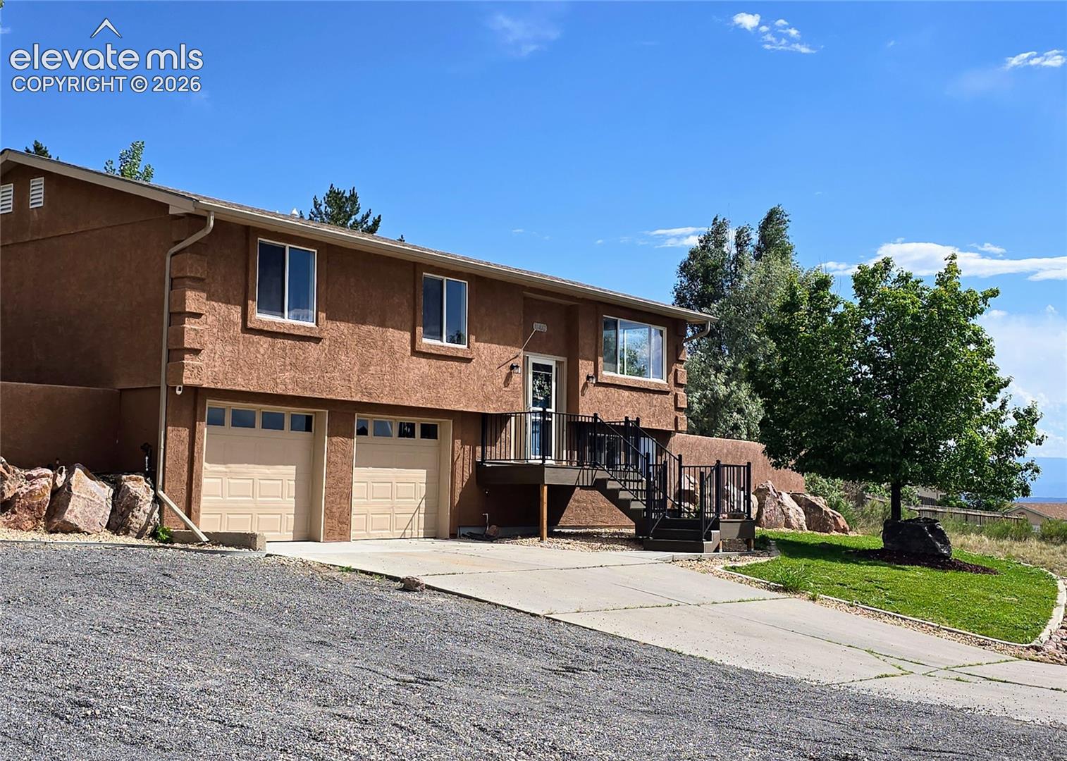846 Palomar Drive