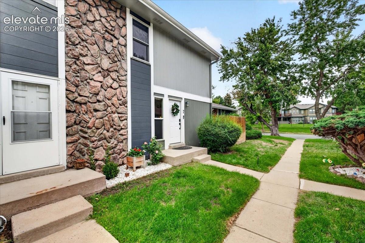 Listing photo 4 for 10001 E Evans Avenue 79B