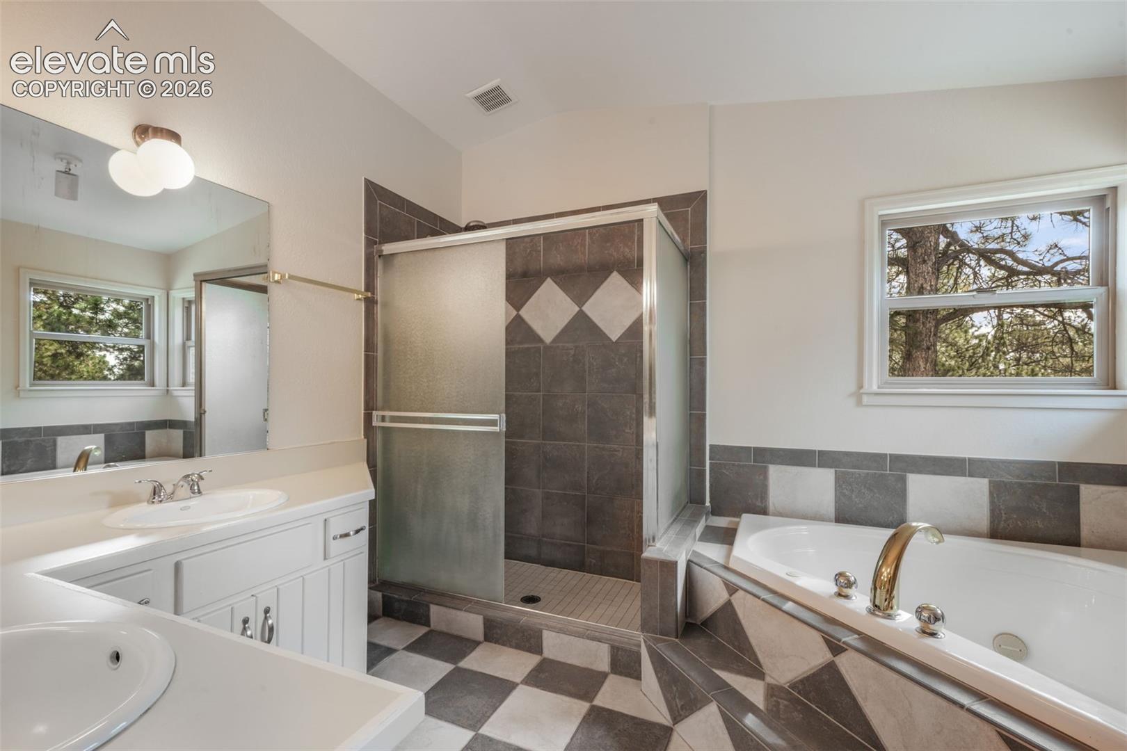 17715 Merryhill Court, photo 27