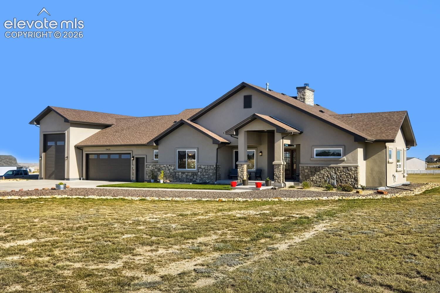 Listing photo 2 for 13625 Irish Hunter Trail