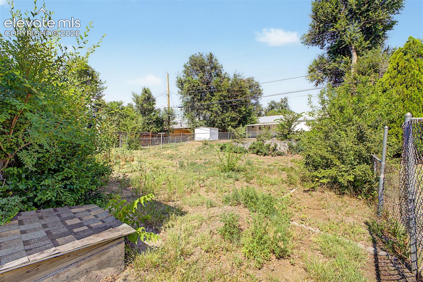 Listing photo 29 for 1606 Iroquois Road