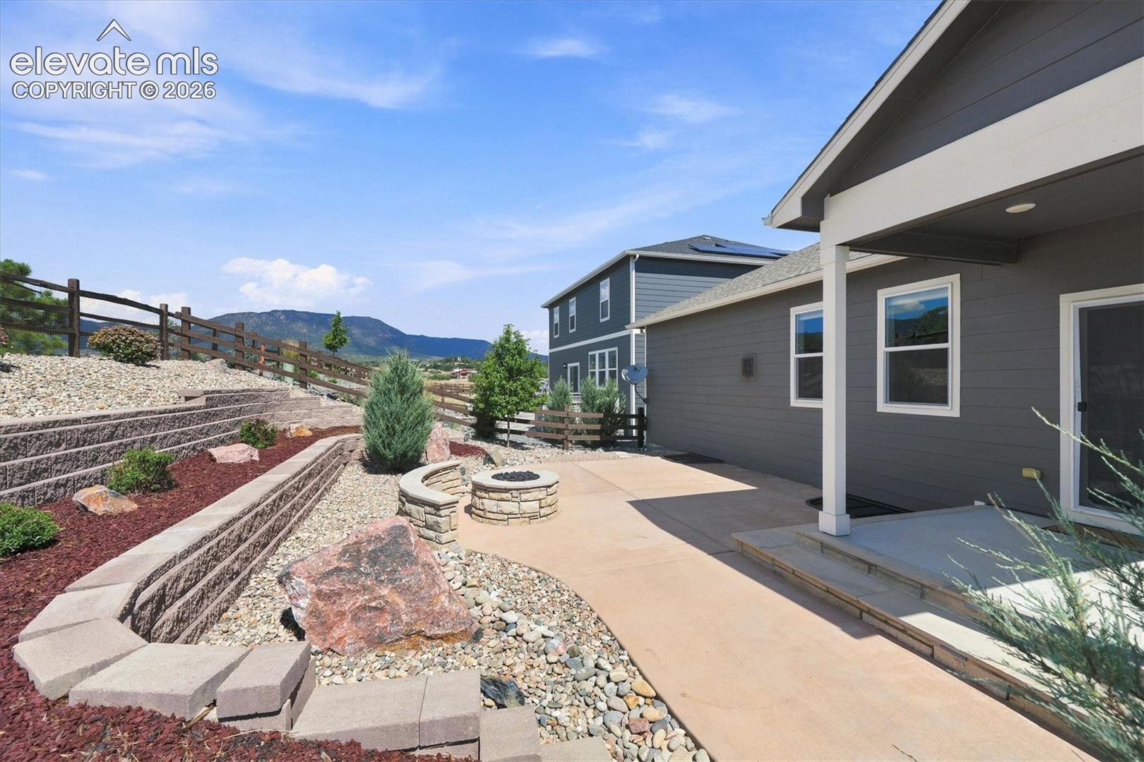 Listing photo 18 for 15937 Little Bluestem Road