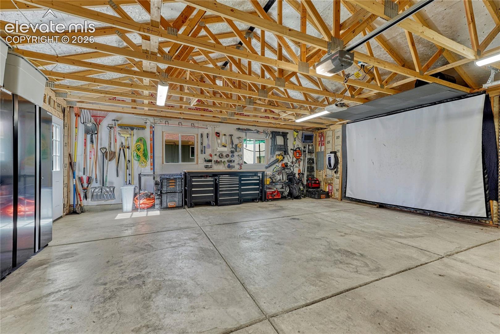 Listing photo 30 for 2845 N Institute Street
