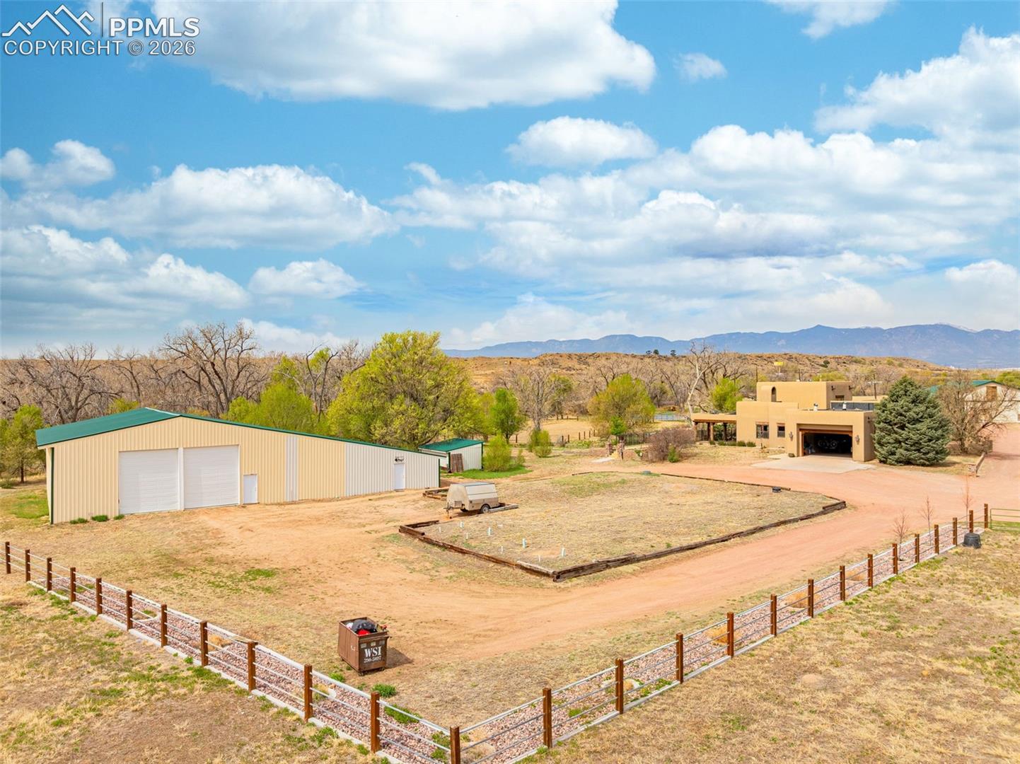 Listing photo 7 for 11960 Old Pueblo Road