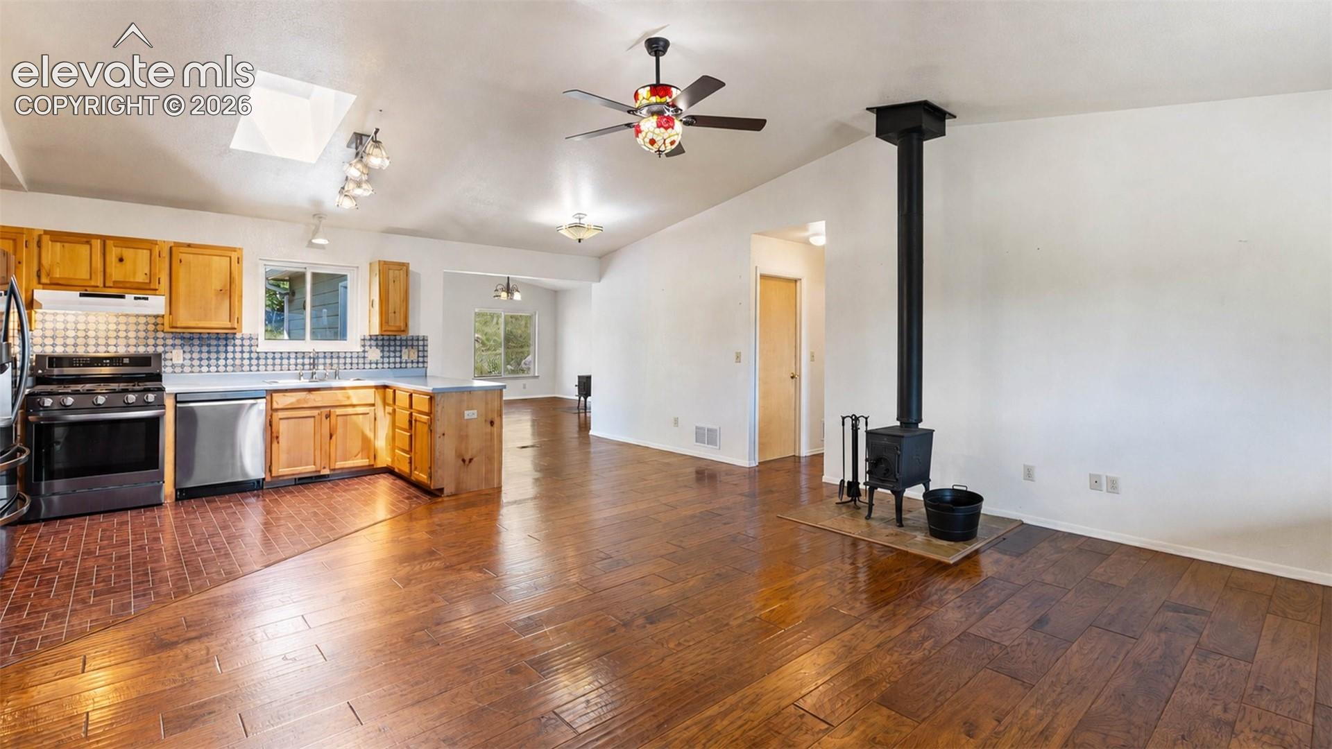 Listing photo 14 for 3050 Homestake Place
