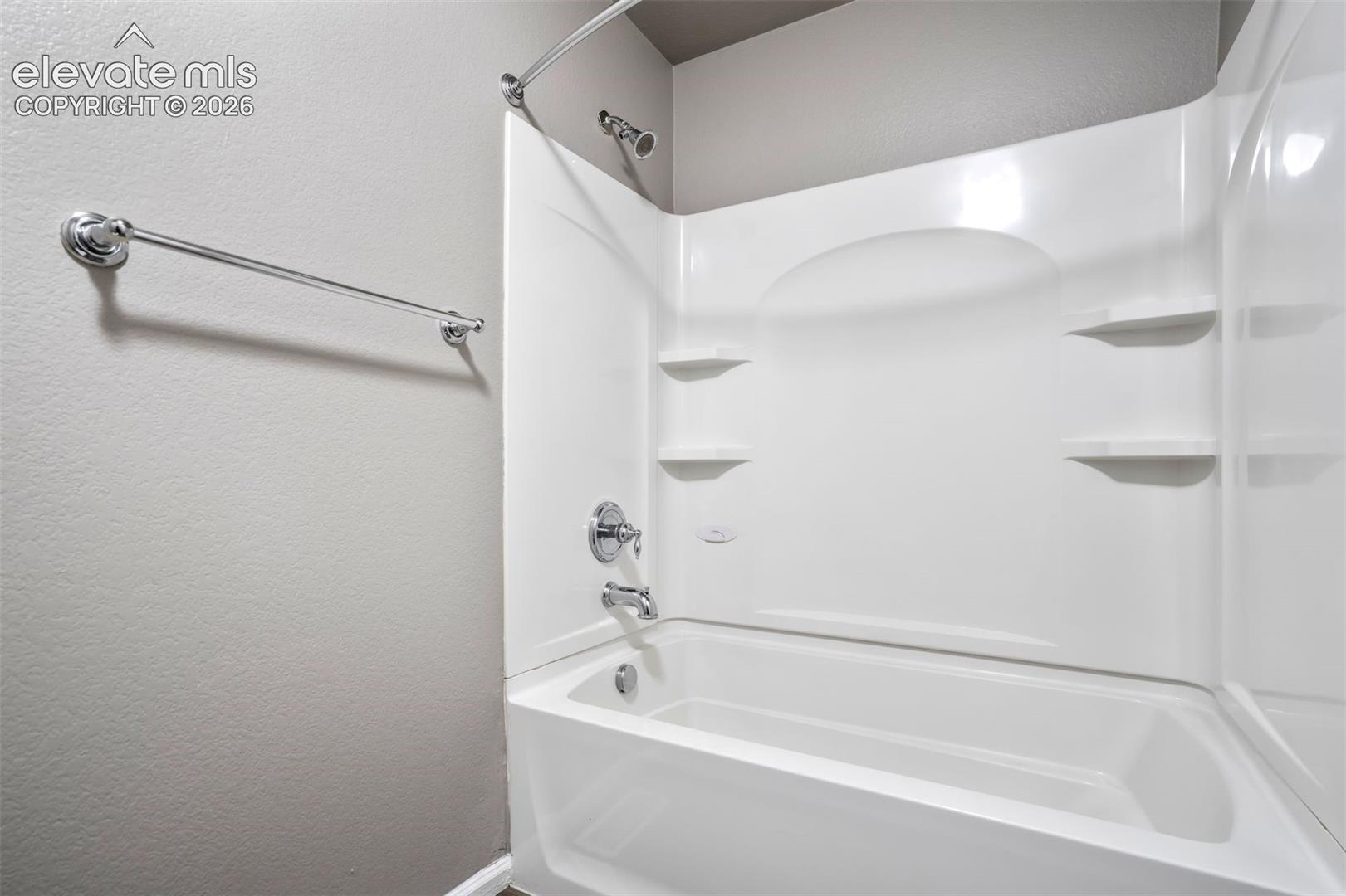 Listing photo 34 for 7303 Sandy Springs Point