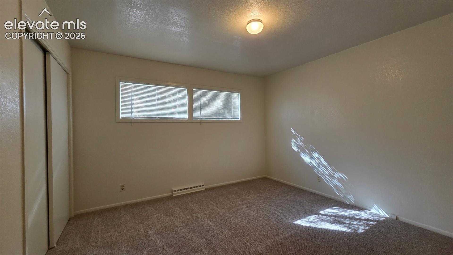 Listing photo 8 for 26 Caledonia Road