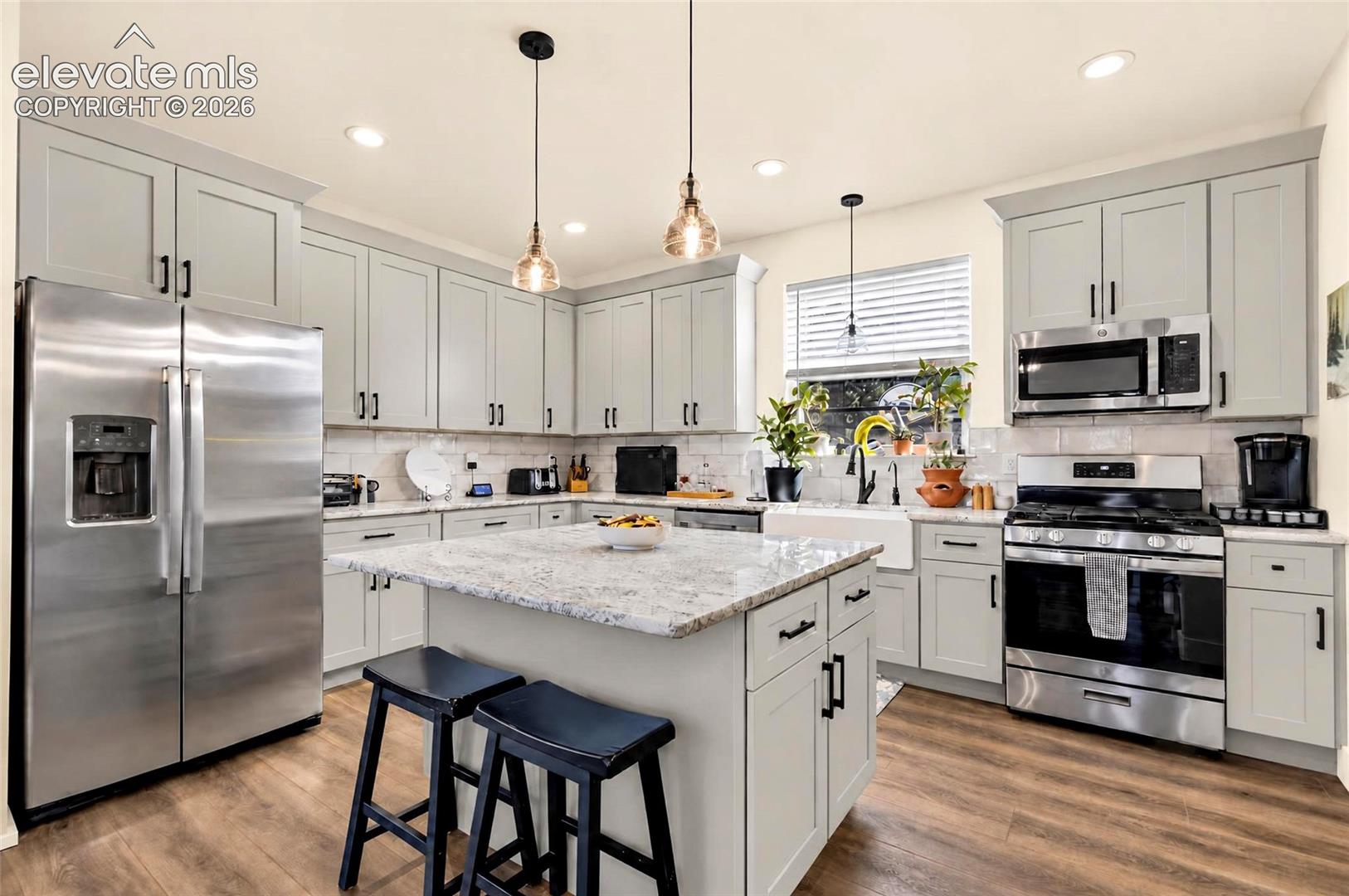 Listing photo 13 for 258 Turnabout Lane