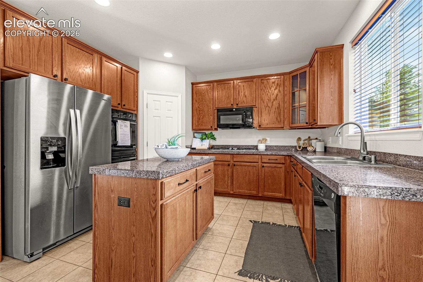 Listing photo 15 for 1425 Diamond Rim Drive