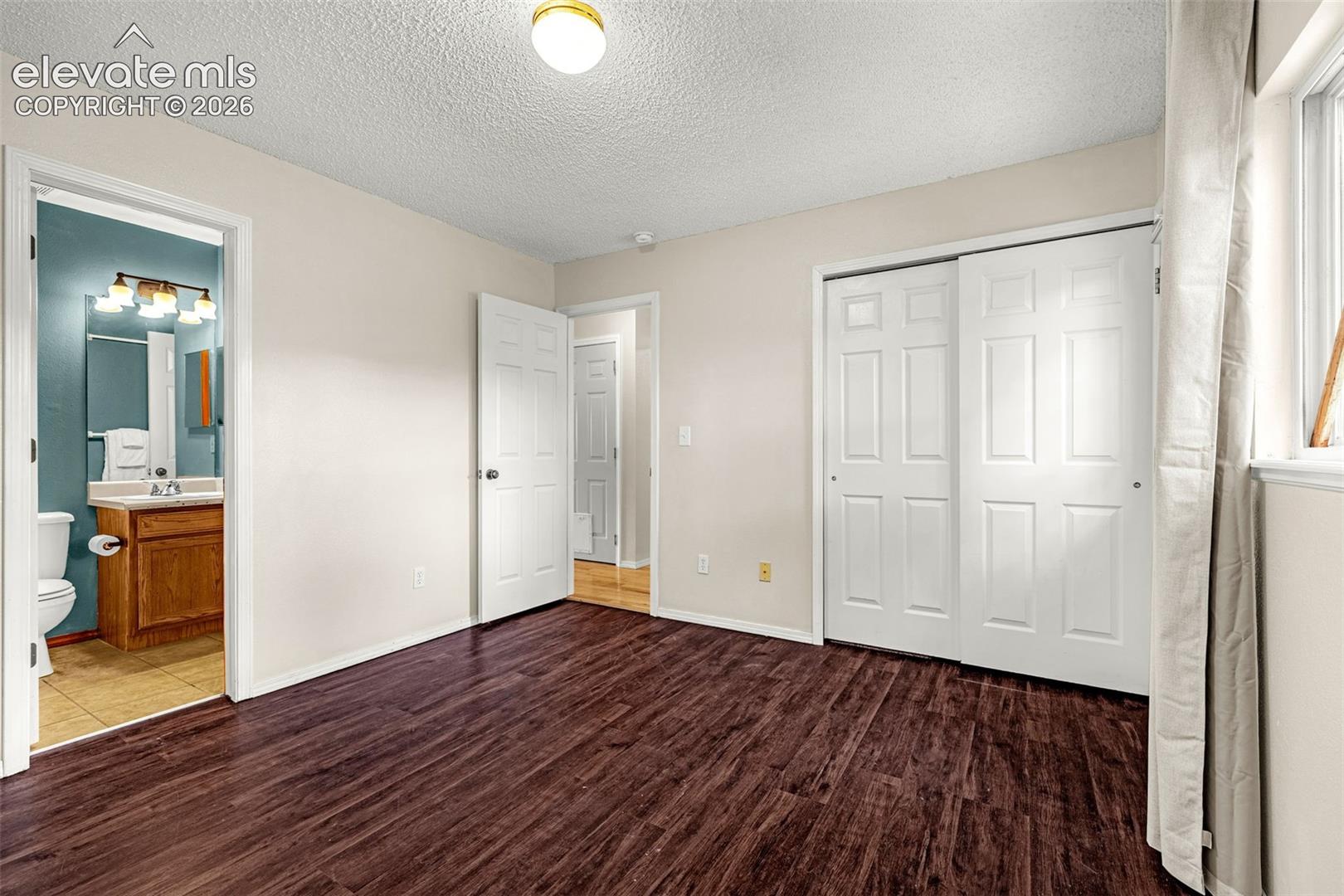 Listing photo 8 for 1010 Grinde Drive