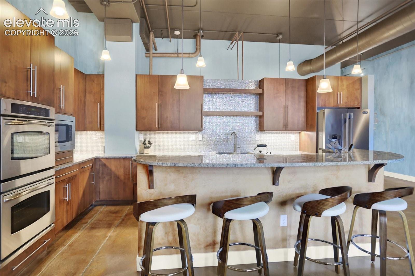 Listing photo 13 for 101 N Tejon Street 460
