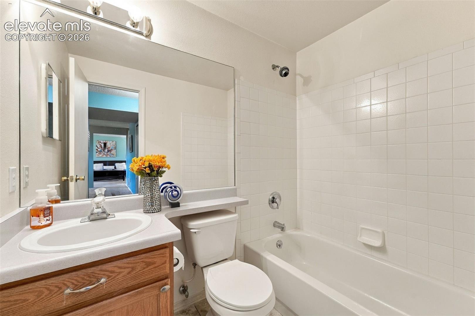 Listing photo 29 for 8140 Radcliff Drive