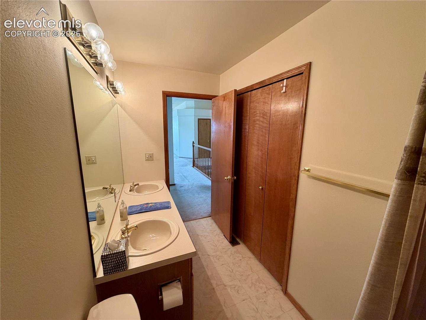 8402 Sutterfield Drive, photo 29