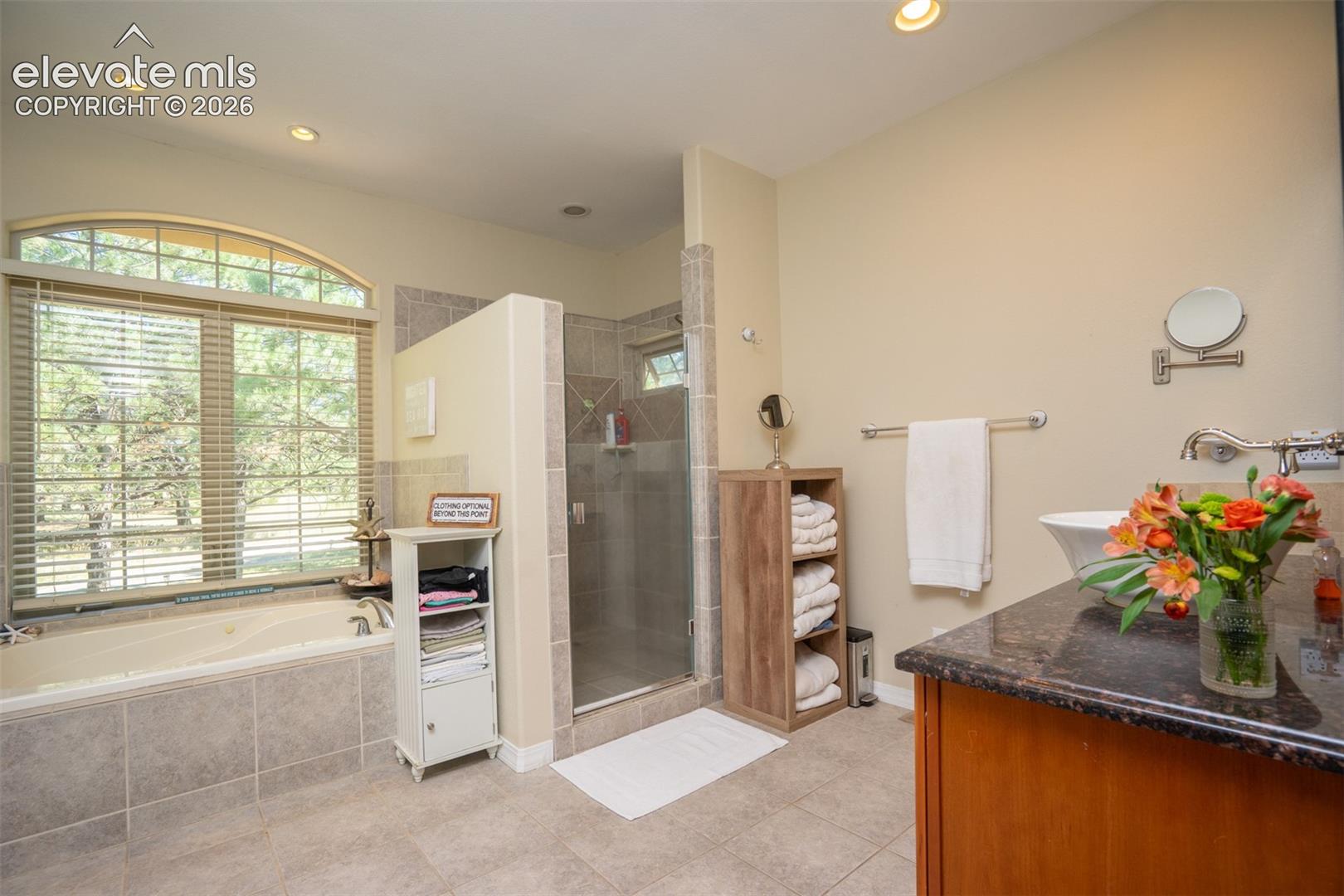Listing photo 18 for 11148 Shaugnessy Road